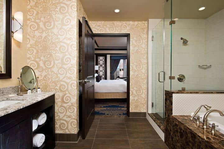 Room 33 of 55