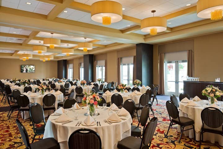 Ballroom/Hall 51 of 55